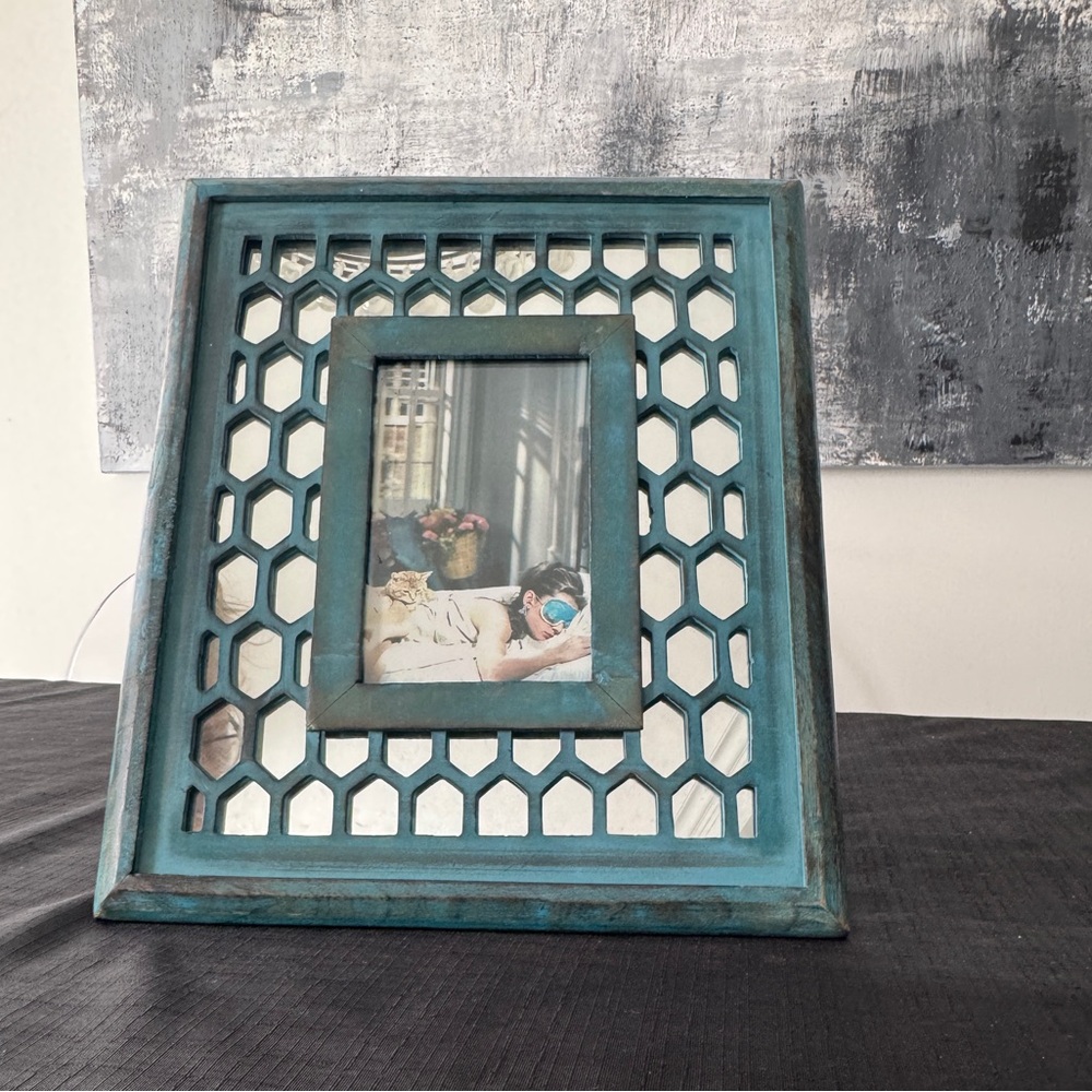 Blue Honeycomb Patterned Picture Frame